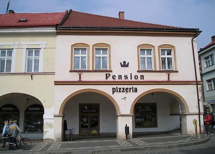 U Ceske Koruny 3* Йичин